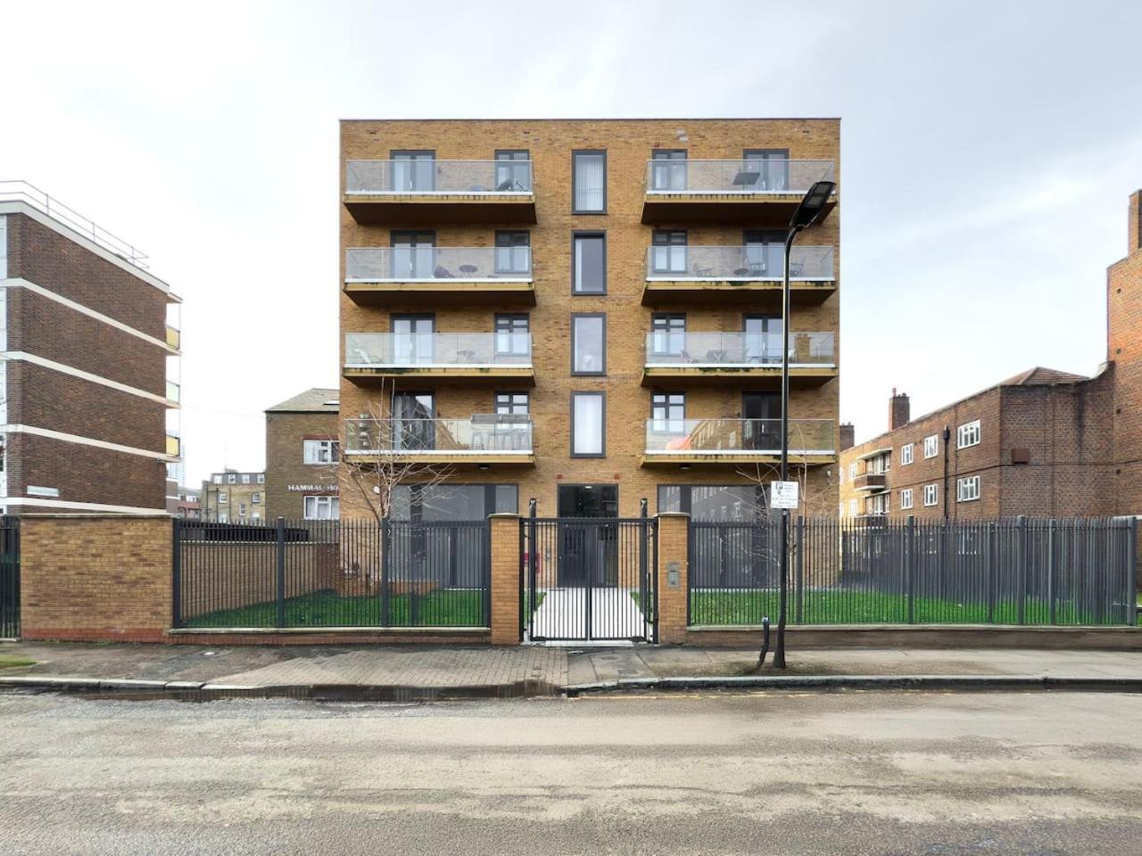 Hoxton Shoreditch 2 Bed 2 Bath Roof Terrace